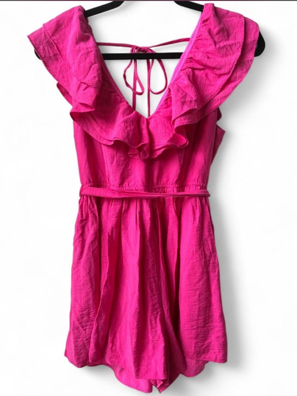 DO + BE barbie hot Pink Ruffle Trim tie waist v neck romper dopamine resort M